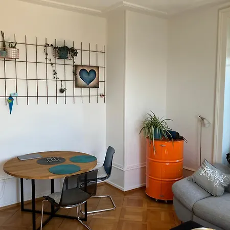 Laus-angeles Apartament